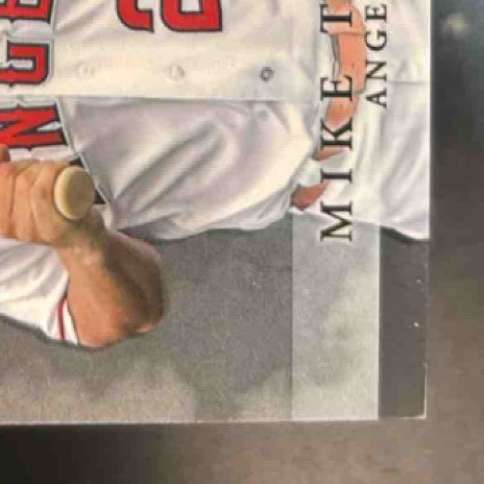 2023 Topps Update Mike Trout MVP Medallion Black 199/199 BOOK END Angels