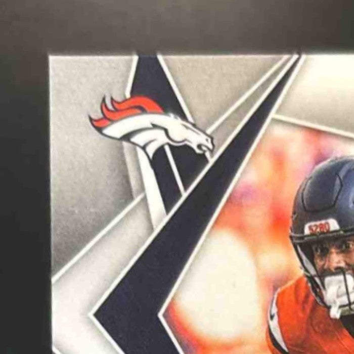 2025 Panini Phoenix Devaughn Vele Red /99 #14 Denver Broncos