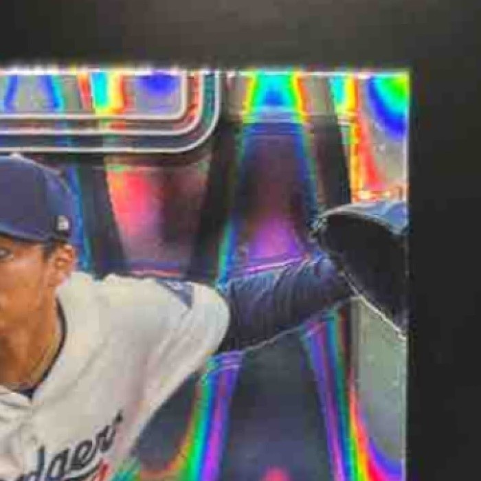 2025 Topps Chrome Yoshinobu Yamamoto RayWave #179 Los Angeles Dodgers