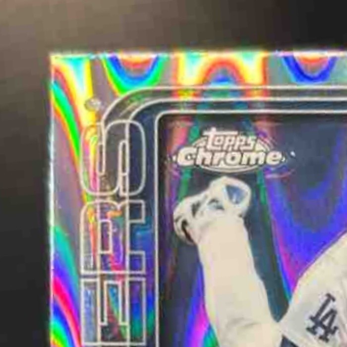 2025 Topps Chrome Yoshinobu Yamamoto RayWave Refractor #179 Los Angeles Dodgers