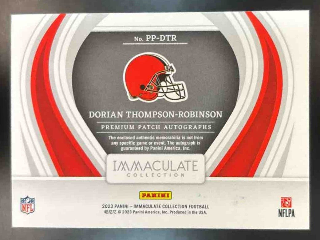 2023 Immaculate Collection Collegiate Dorian Robinson Patch Auto /25 MEM RC