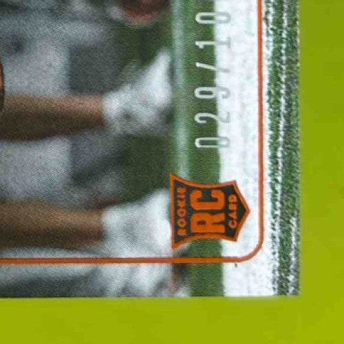 2025 Panini Luminance Isaiah Bond Dynamic Rookies Orange /100 #15