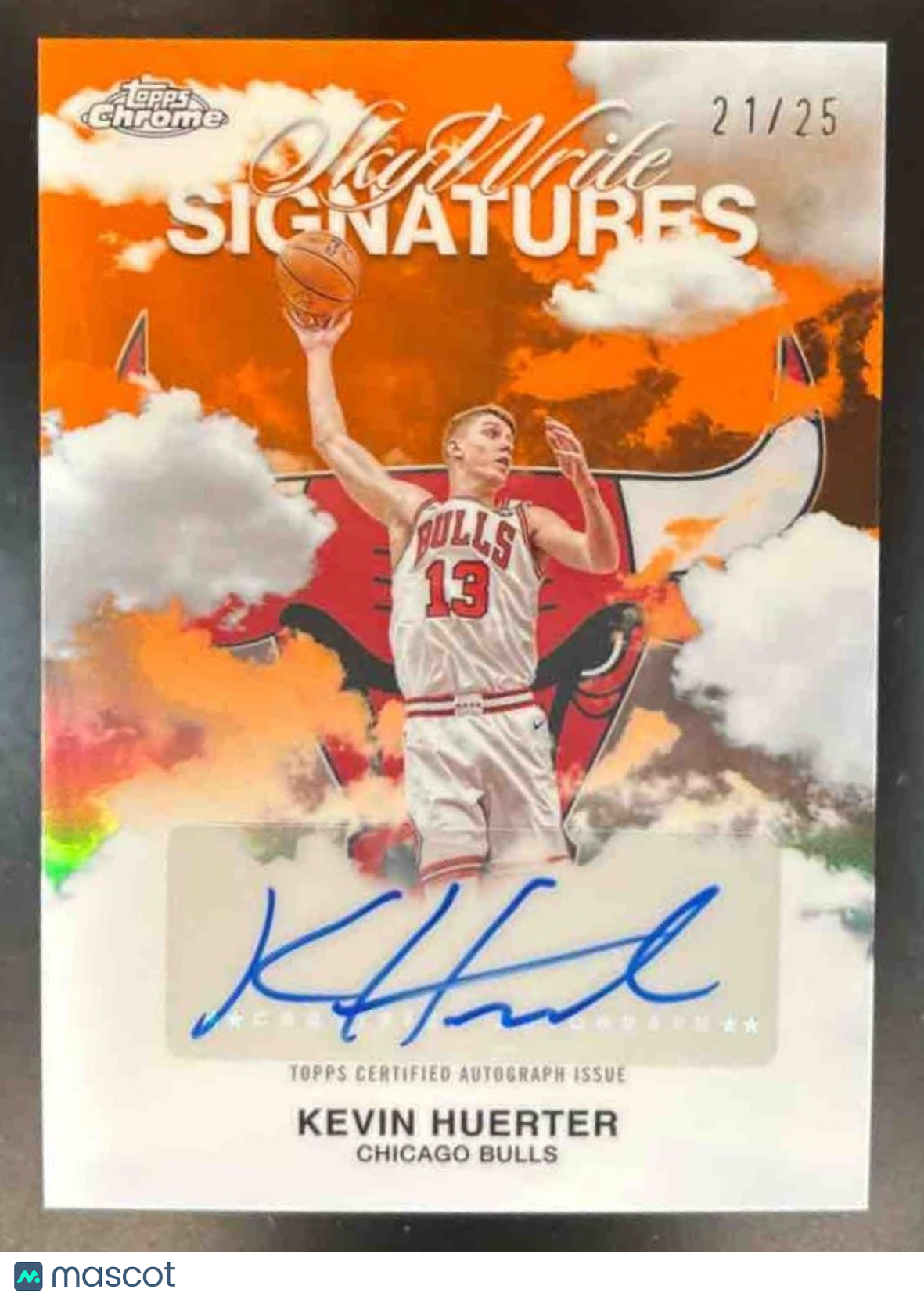 2025-26 Topps Chrome Kevin Huerter SkyWrite Signatures Orange /25 Auto Bulls