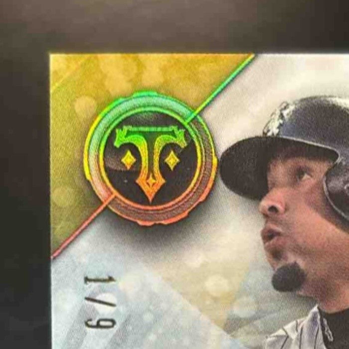 2019 Topps Triple Threads Jose Abreu Jumbo Relics Gold 1/9 MEM Chicago White Sox