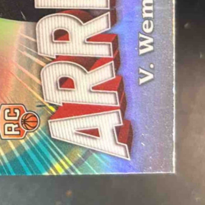 2023-24 Topps Finest Victor Wembanyama Arrivals Refractor RC San Antonio Spurs