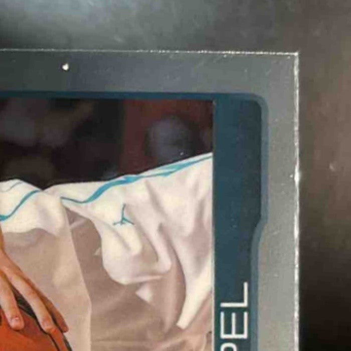 2025-26 Topps Chrome Kon Knueppel #254 RC Charlotte Hornets