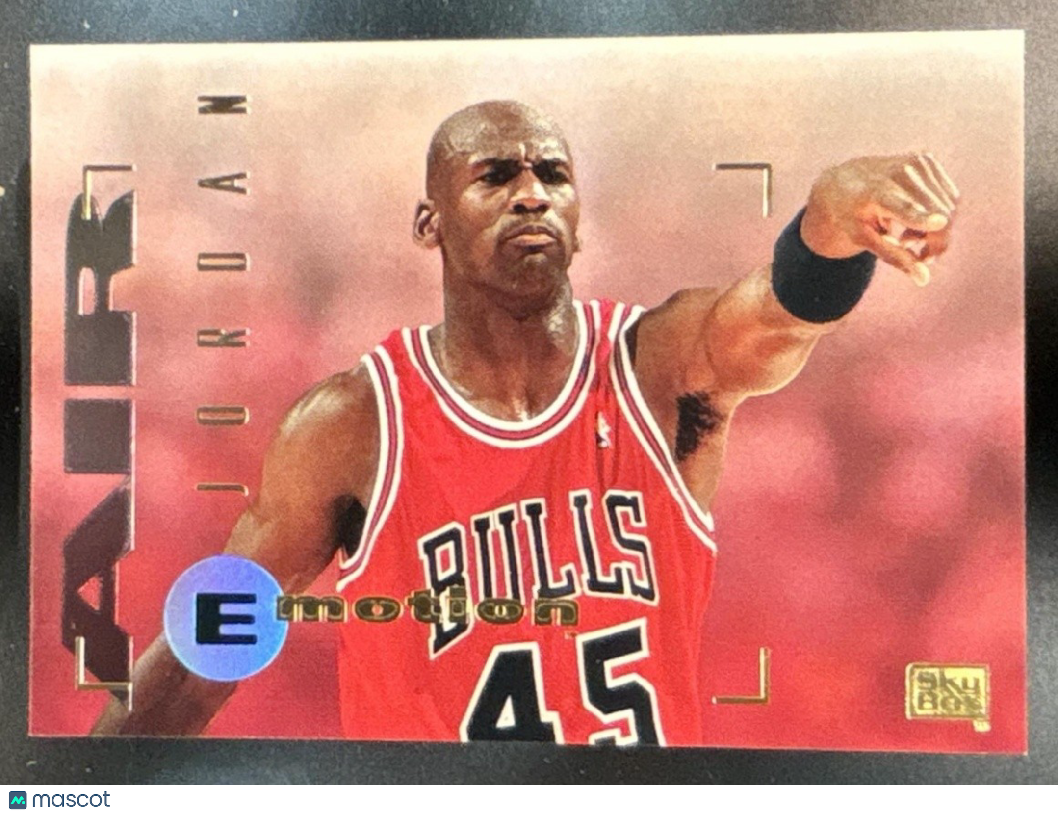 1994-95 Skybox E-Motion Michael Jordan #100 Chicago Bulls