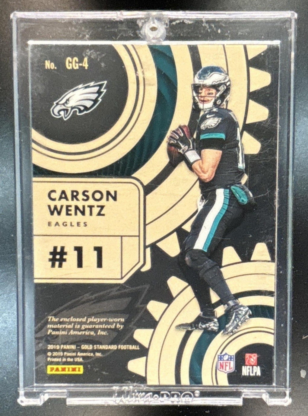 2019 Panini Gold Standard Carson Wentz Gear Prime /49 #GG-4 Philadelphia Eagles