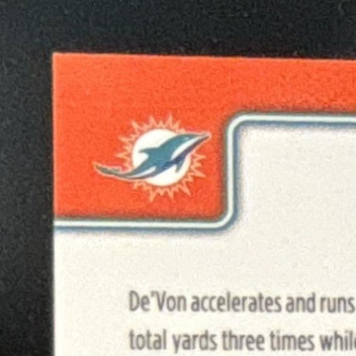 2025 Topps Chrome De'Von Achane Gold Geometric Refractor /50 #188 Miami Dolphins