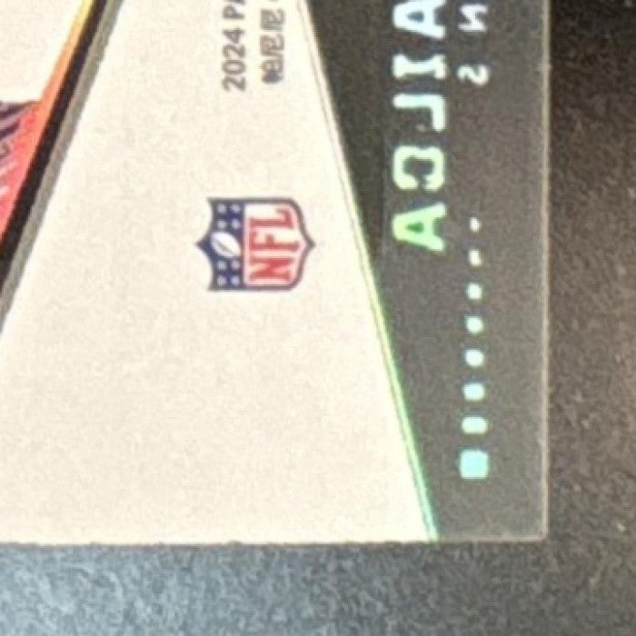 2024 Panini Illusions Tua Tagovailoa Abracadabra Pink /399 #6 Miami Dolphins