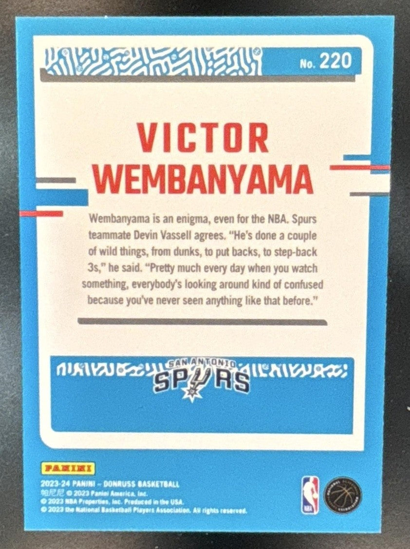 2023-24 Donruss Victor Wembanyama Green Laser Holo #220 RC San Antonio Spurs
