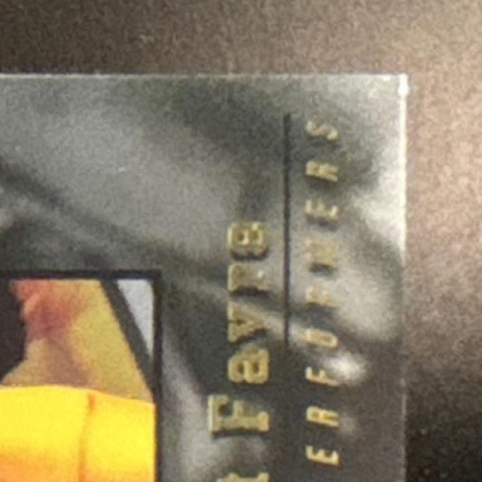 2000 Playoff Prestige Brett Favre /2500 #215 Green Bay Packers