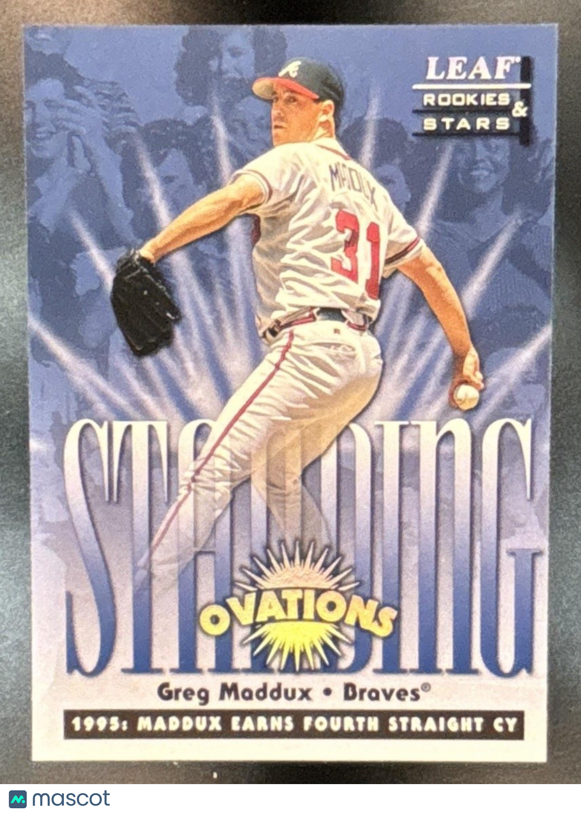 1998 Leaf Rookies & Stars Greg Maddux Standing Ovations /5000 #7 Atlanta Braves