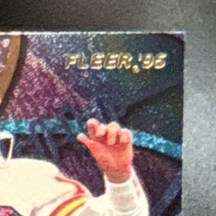 1995 Fleer Joe Montana Aerial Attack #3 Kansas City Chiefs