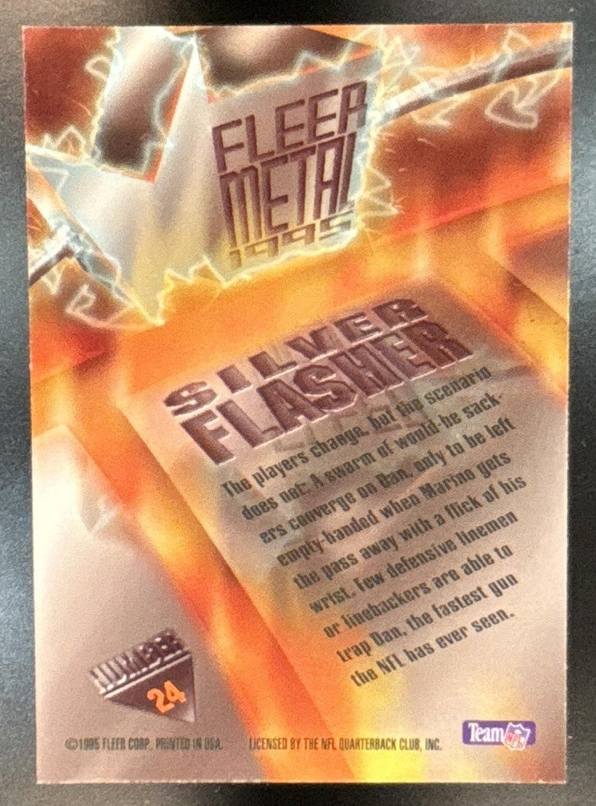1995 Fleer Metal Dan Marino Silver Flashers #24 Miami Dolphins