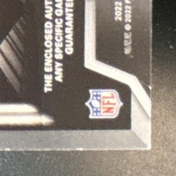 2022 Panini Black Christian Watson Sizeable Signatures Jersey /5 MEM Auto RC