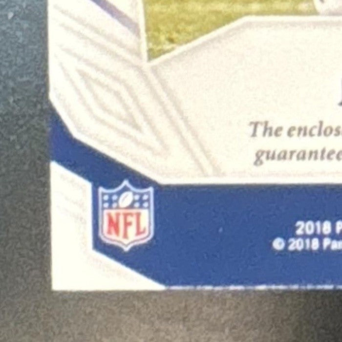 2018 Panini Phoenix Von Miller Veteran Materials /25 #14 Denver Broncos