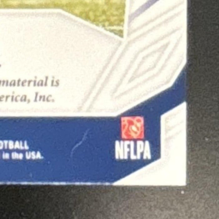 2018 Panini Phoenix Von Miller Veteran Materials /25 #14 Denver Broncos