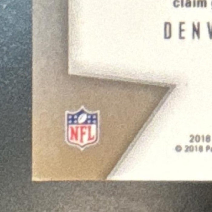 2018 Panini Phoenix Von Miller Most Valuable Yellow /25 #3 Denver Broncos