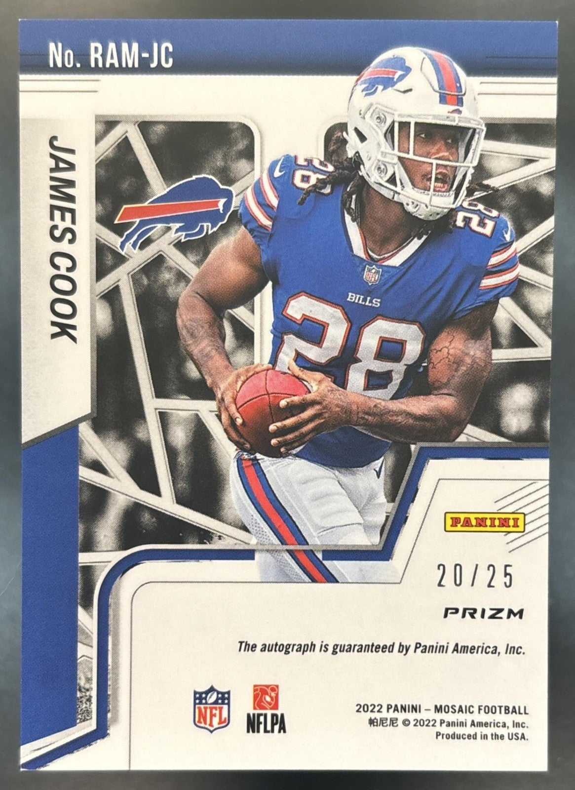 2022 Panini Mosaic James Cook Rookie Auto White /25 Auto RC Buffalo Bills