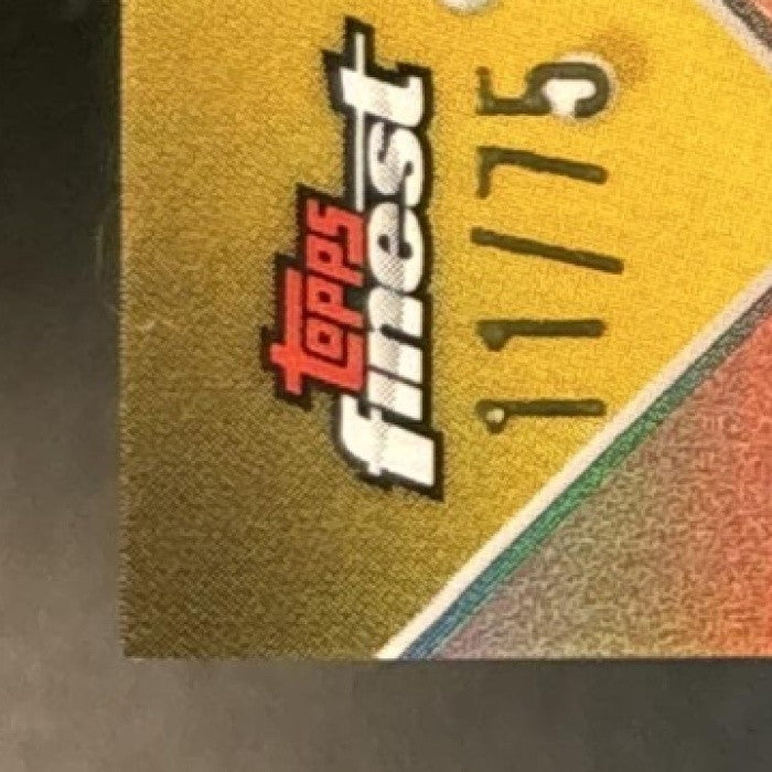 2023 Topps Finest Juan Soto Rose Gold Refractor /75 #94 San Diego Padres