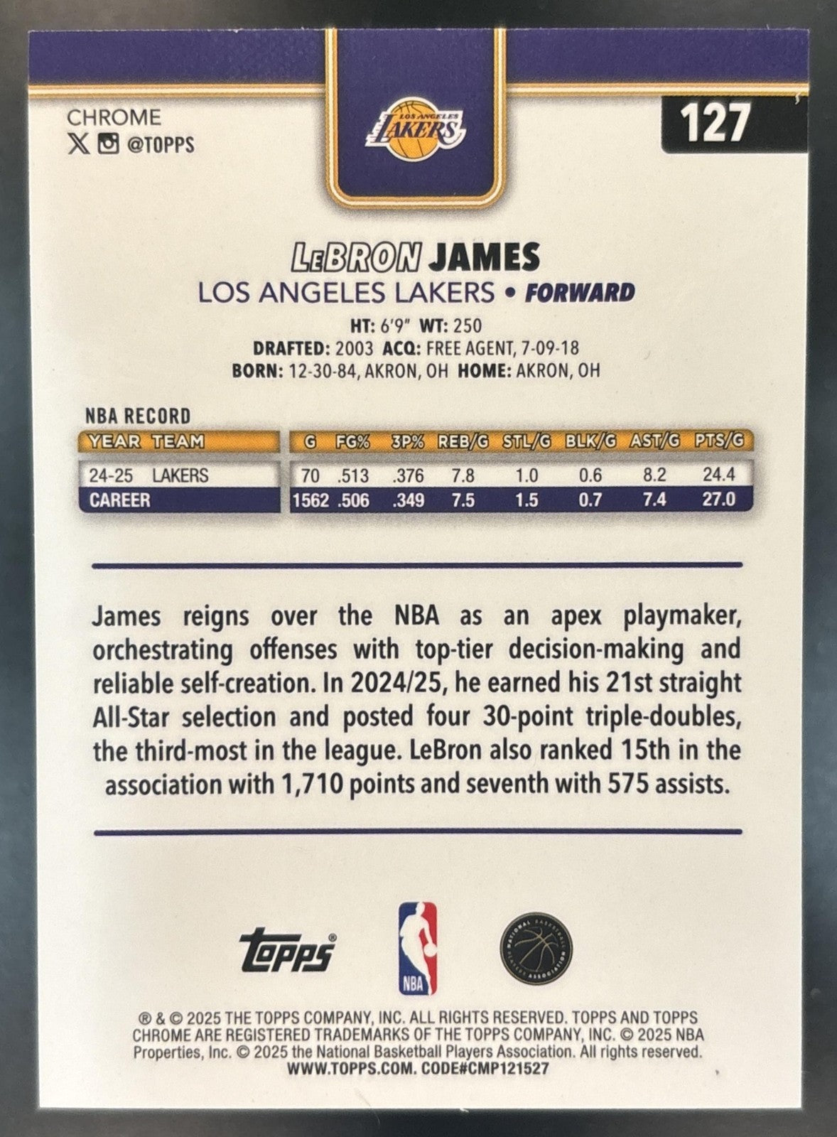 2025-26 Topps Chrome LeBron James Skylight #127 Los Angeles Lakers