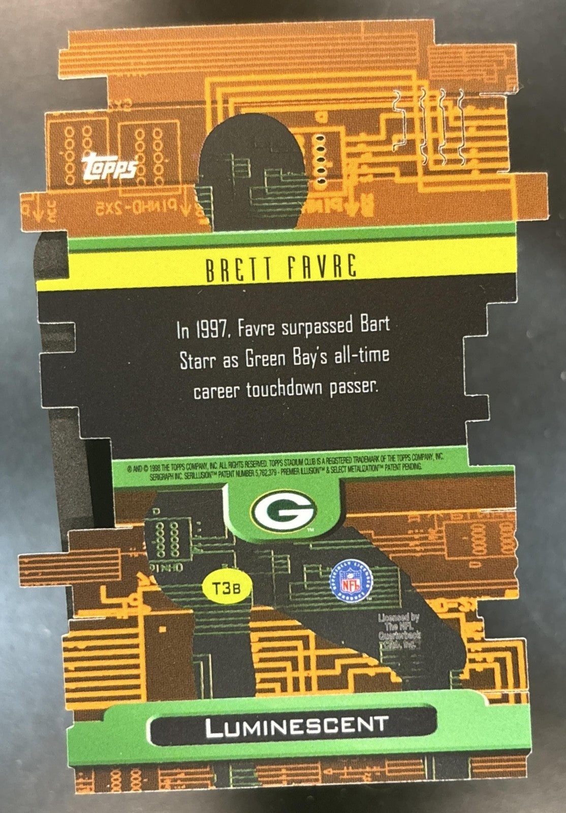 1998 Topps Stadium Club Brett Favre Triumvirate Luminescent Green Bay Packers