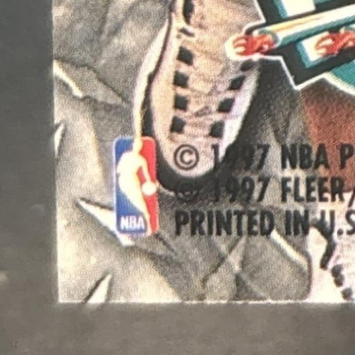 1996-97 Skybox Metal Grant Hill #168 Detroit Pistons