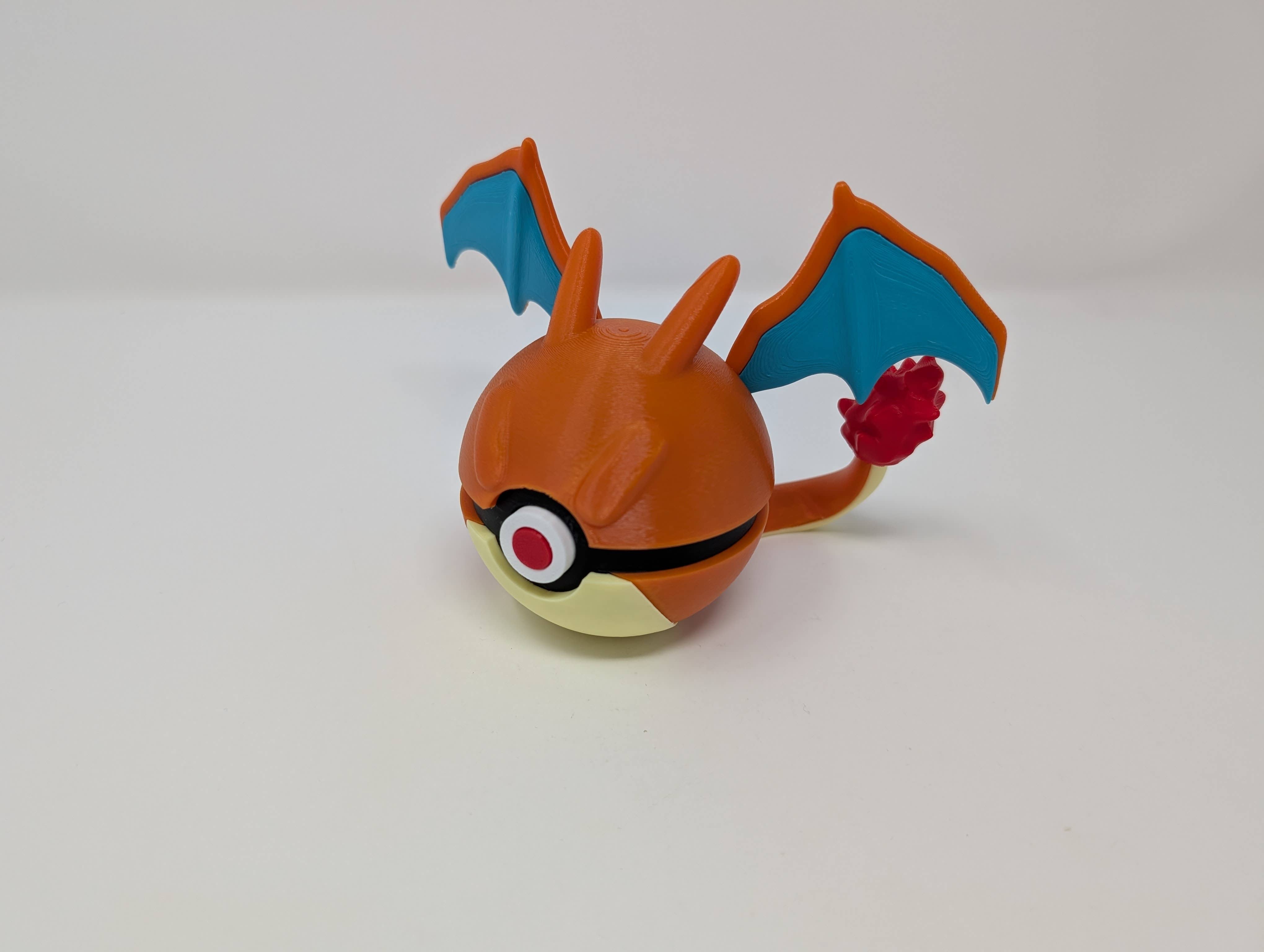Charizard Style Pokeball - Pokemon